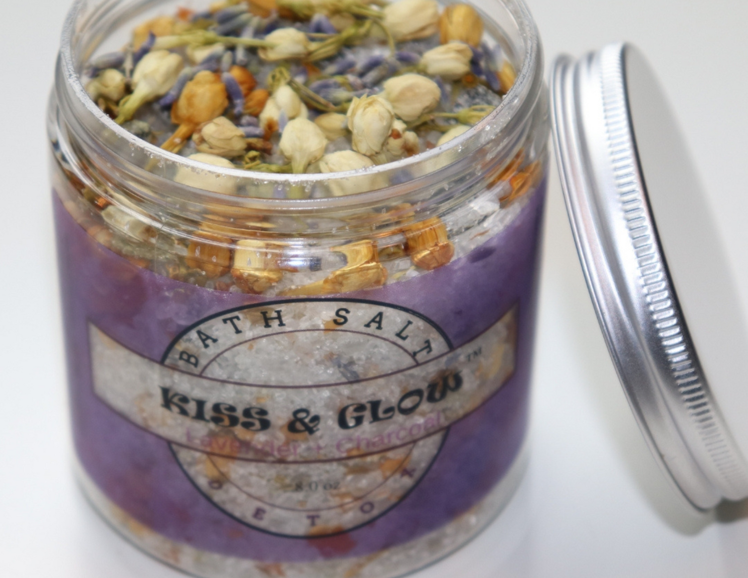 Kiss and Glow lavender bath soak