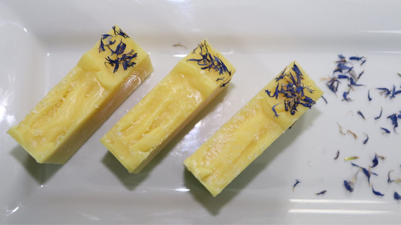 Kiss and Glow Lemon Supreme Soap